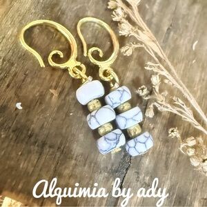 Gold  and Cream howlite Beaded Earrings